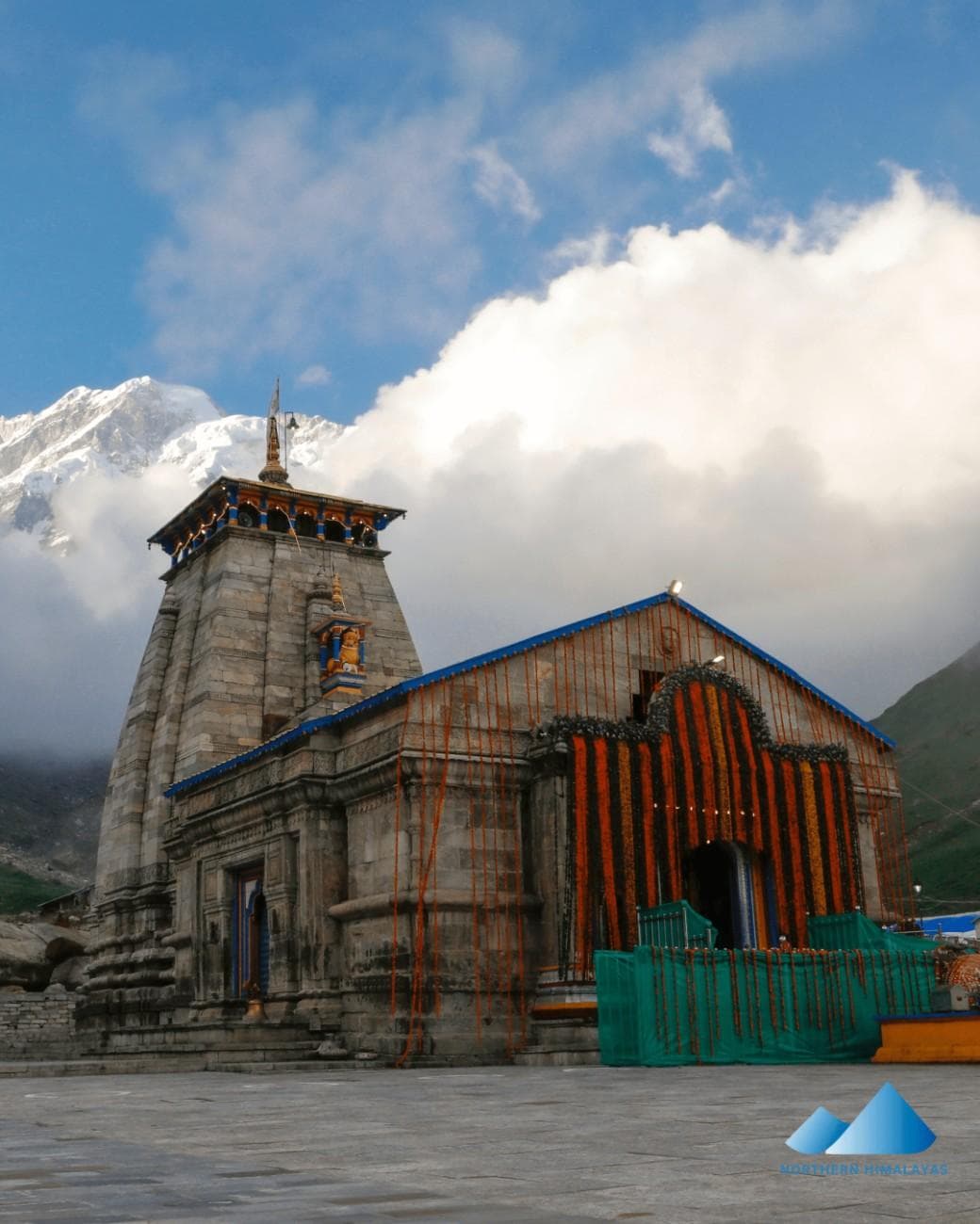 Do dham yatra by helicopter — photo 1 of 4